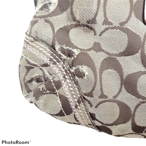 Coach Vintage Signature C Soho Cream Mini Bag - Picture 5 of 11